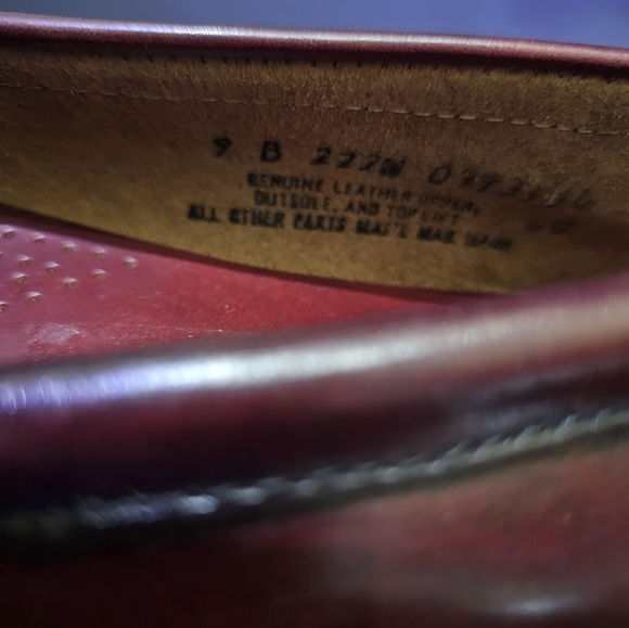 Shoes - Picture 7 of 7